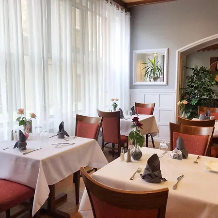 L'embleme - Boutique 3*