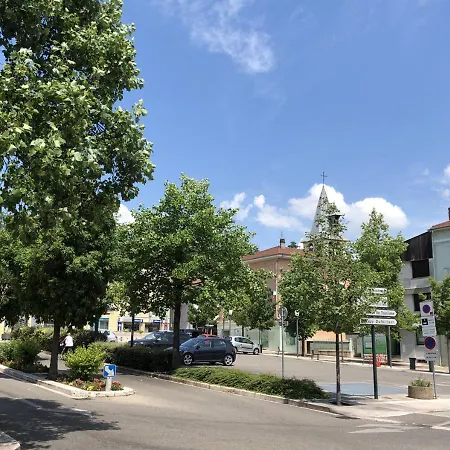 L'embleme - Boutique Hotel Beaurepaire (Isere)