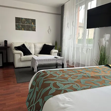 L'embleme - Boutique Hotel 3*